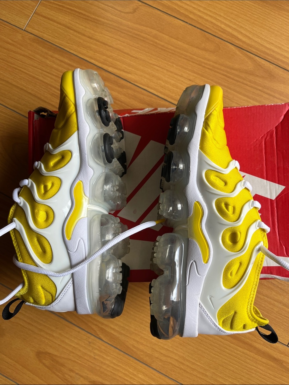 Nike Air VaporMax Plus W 7.5 - Picture 6 of 11